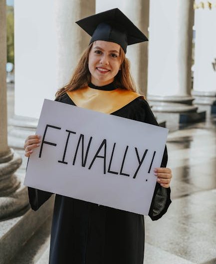 Купить диплом переводчика в Тарко-Сале